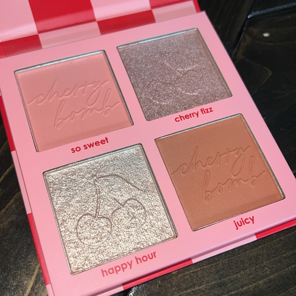 Ciate London Cherry Bomb 🍒 Pallete